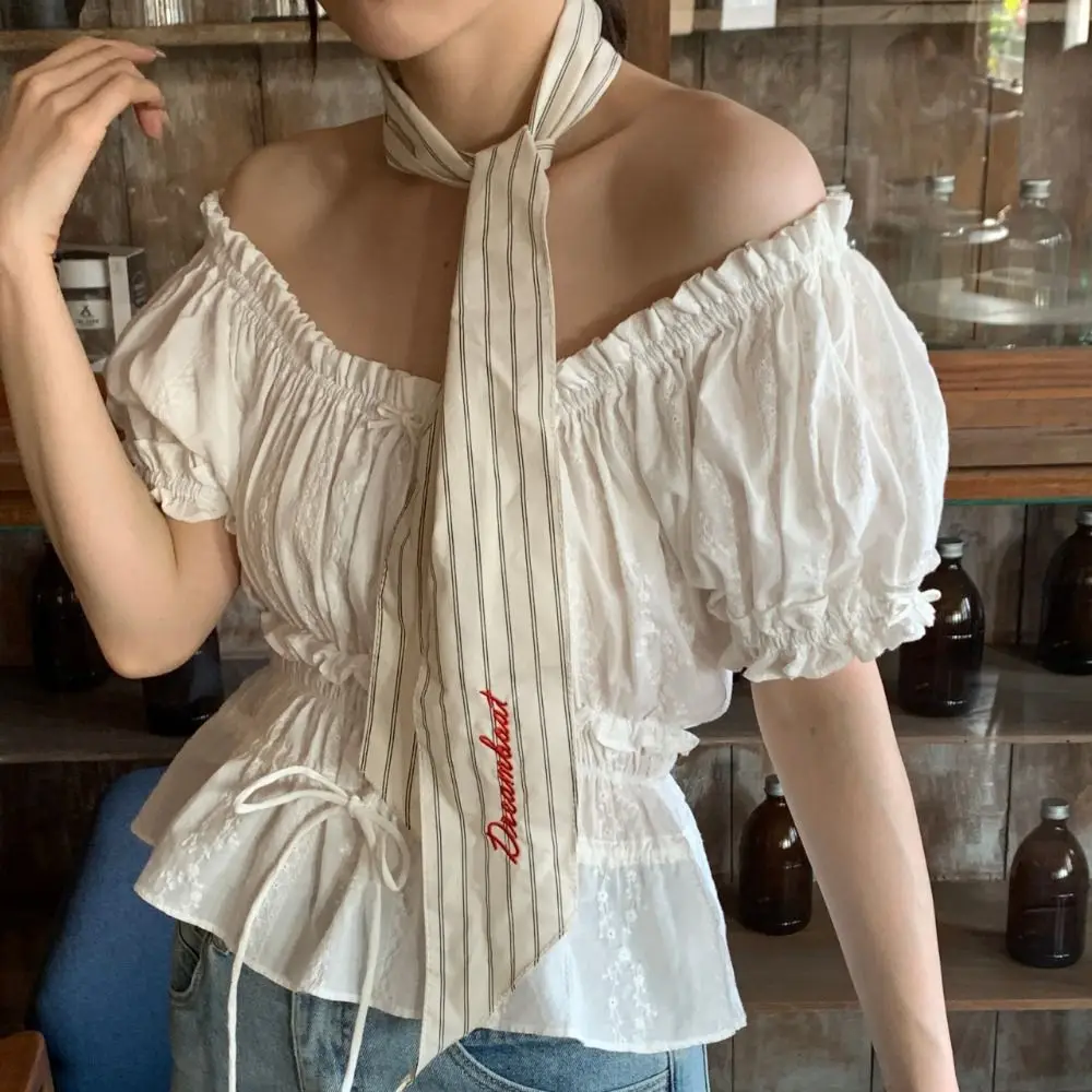 Letter Striped Embroidered Scarf French Style Hairband Korean Casual Scarf Collocation Clothing Accessories Neckerchief
Letter Striped Embroidered Scarf French Style Hairband Korean Casual Scarf Collocation Clothing Accessories Neckerchief