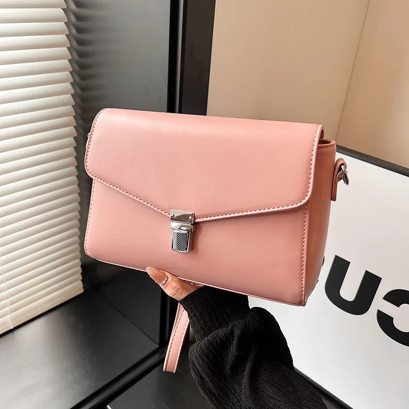 2025 Versatile Square Bag, Lock-Close Crossbody Purse for Women, Textured Shoulder Bag, Fashion Mini Tote, Chic Day Bag
2025 Versatile Square Bag, Lock-Close Crossbody Purse for Women, Textured Shoulder Bag, Fashion Mini Tote, Chic Day Bag
