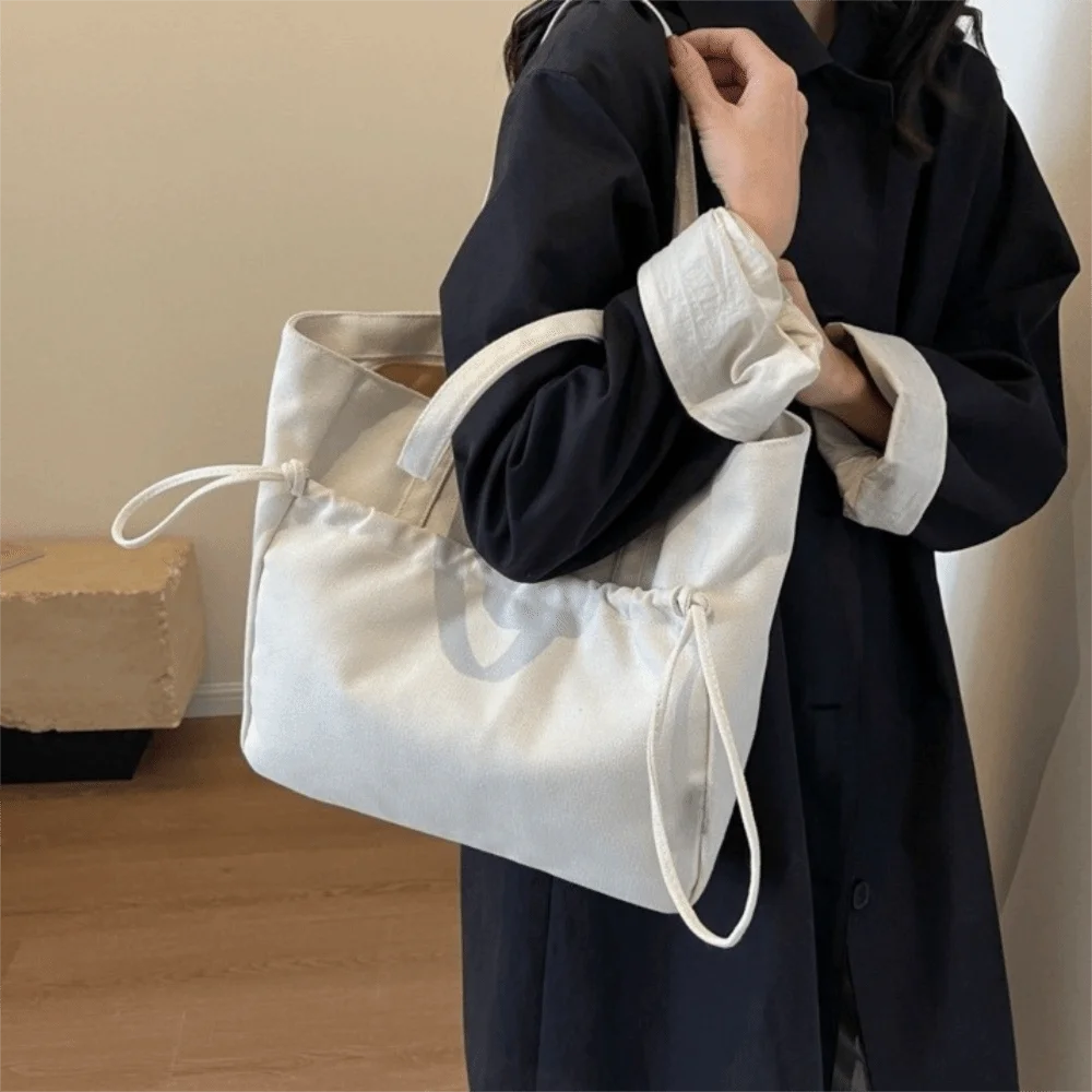 Zipper Nylon Shoulder Bag Multi-Pocket Japanese Style Large Capacity Tote Bag Drawstring Solid Color Storage Pouch School
Zipper Nylon Shoulder Bag Multi-Pocket Japanese Style Large Capacity Tote Bag Drawstring Solid Color Storage Pouch School