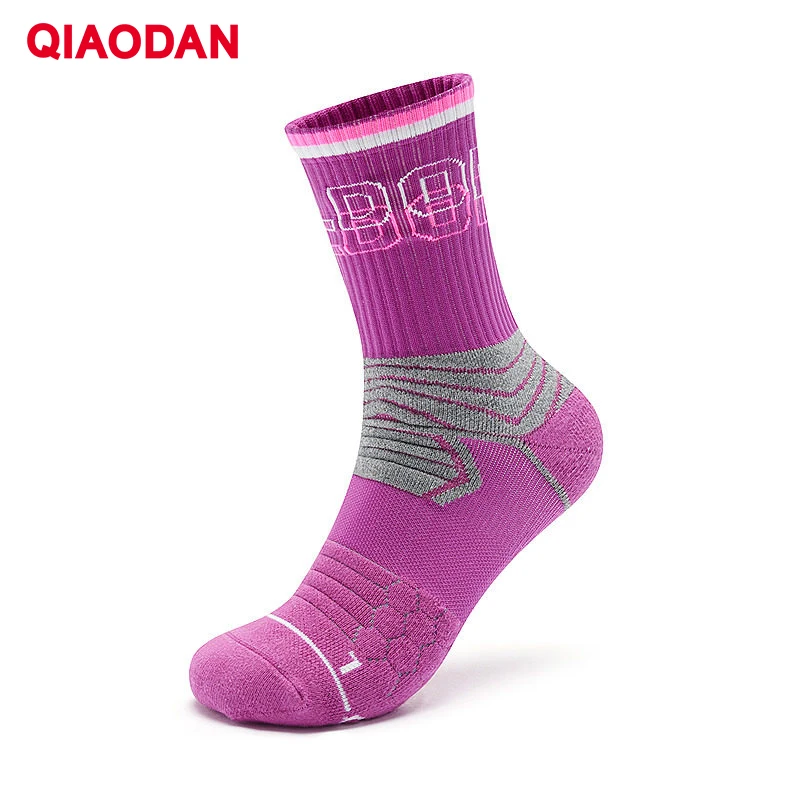 QIAODAN Sports Socks Skin Friendly Men 2025 New Breathable Comfortable Long Sports Wear Basketball Knee High Socks AWA13241829
QIAODAN Sports Socks Skin Friendly Men 2025 New Breathable Comfortable Long Sports Wear Basketball Knee High Socks AWA13241829