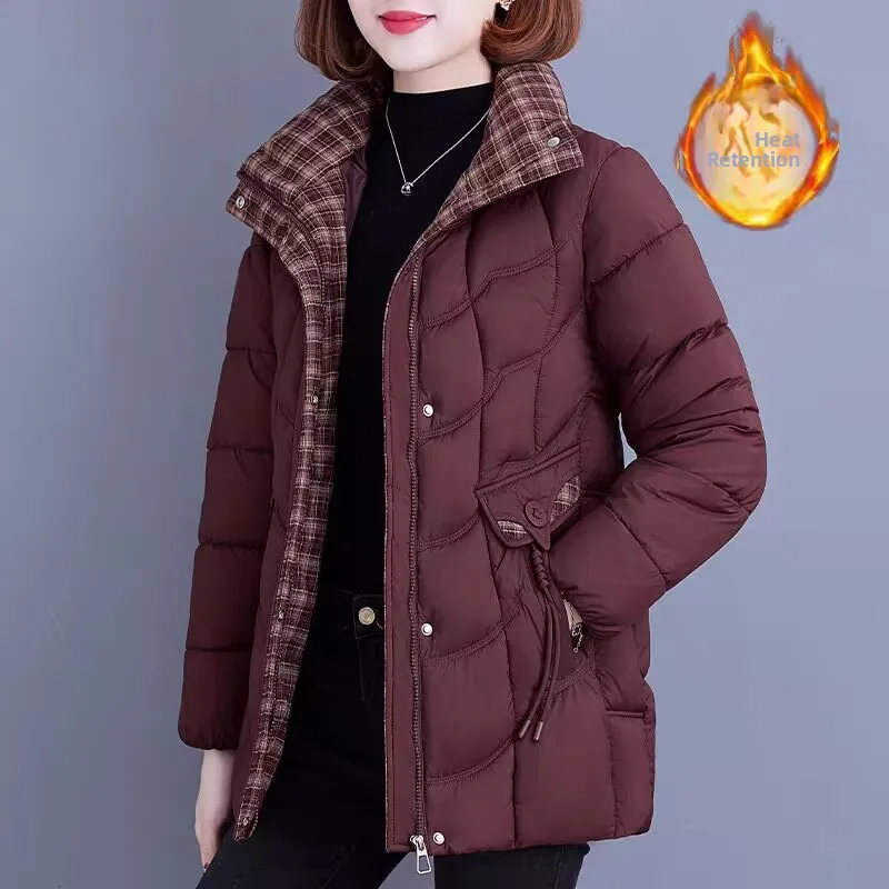 Зимнее хлопковое пальто большого размера Thiened, женское пуховое пальто в клетку с воротником-стойкой, свободный крой, корейский Sle Commute Faion
Зимнее хлопковое пальто большого размера Thiened, женское пуховое пальто в клетку с воротником-стойкой, свободный крой, корейский Sle Commute Faion