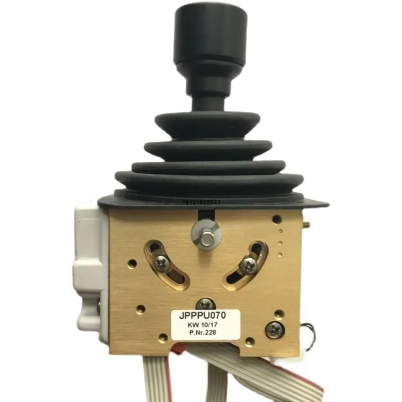 Hicy HBC Industrial Wireless Remote Control Joystick Operated Lever JP22U150 JP330180 Available From Stock
Hicy HBC Industrial Wireless Remote Control Joystick Operated Lever JP22U150 JP330180 Available From Stock