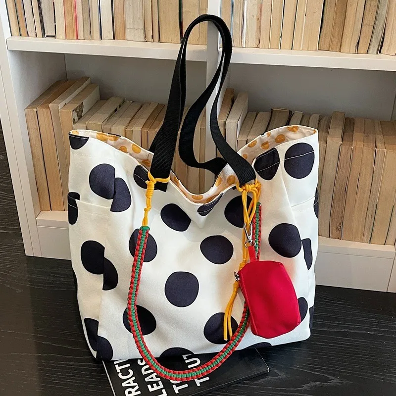 Korean Polka Dot Canvas Tote Bag Retro Fashion Large Capacit Shoulder Bag Work Commute Shopping Versatile Handbag
Korean Polka Dot Canvas Tote Bag Retro Fashion Large Capacit Shoulder Bag Work Commute Shopping Versatile Handbag