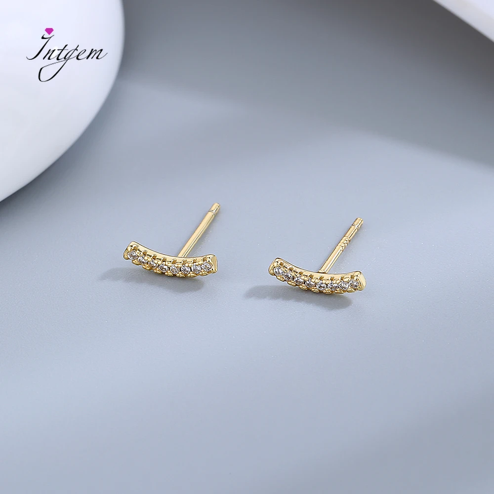 925 Sterling Silver Stud Earrings With Cubic Zirconia Korea Women's Fashion Jewelry Cute Shiny Beautiful Small Earrings
925 Sterling Silver Stud Earrings With Cubic Zirconia Korea Women's Fashion Jewelry Cute Shiny Beautiful Small Earrings