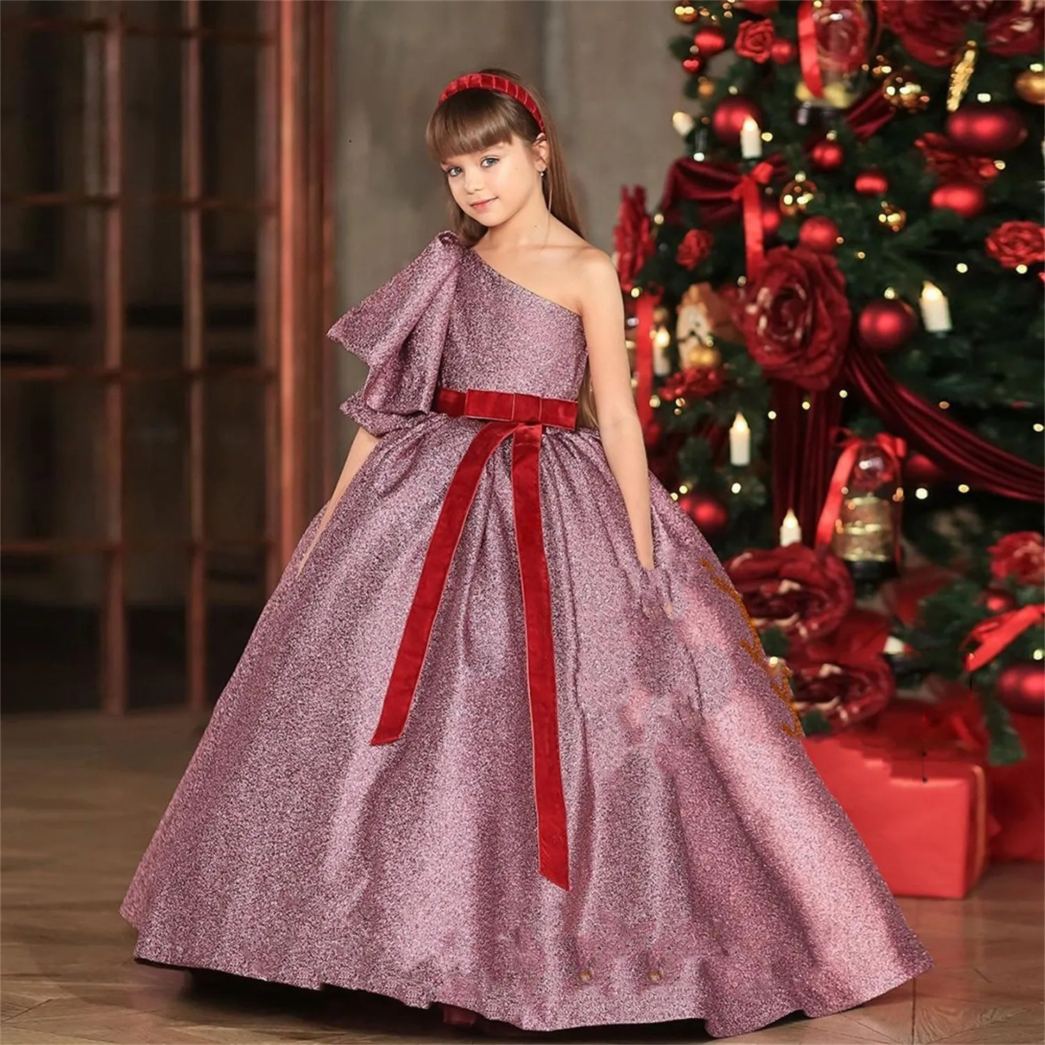 Flower Girl Dresses For Wedding Crystal Sash Beaded Lace Appliques Pageant Gowns For Girls Kids Gowns
Flower Girl Dresses For Wedding Crystal Sash Beaded Lace Appliques Pageant Gowns For Girls Kids Gowns