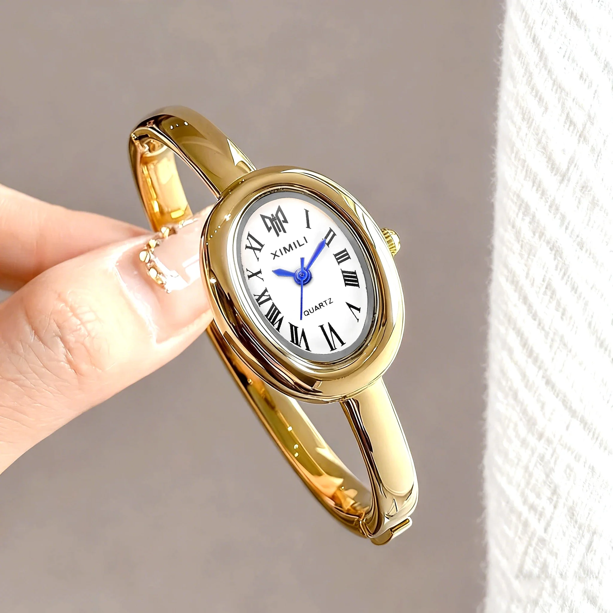 Elegant Oval Roma Dial Women Quartz Watch Fashion Bracelet Strap Ladies Wristwatch Reloj Mujer Girls Clock Gift
Elegant Oval Roma Dial Women Quartz Watch Fashion Bracelet Strap Ladies Wristwatch Reloj Mujer Girls Clock Gift