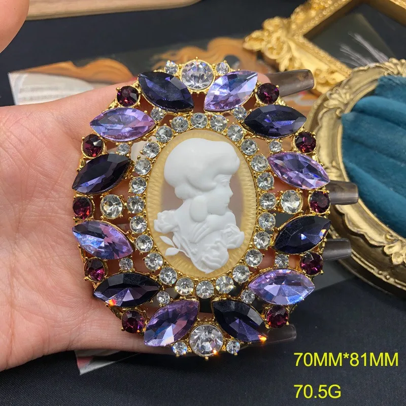 Medieval Jewelry Human Head Relief Brooch Earrings Diamond Rhinestone Purple Hollow Design
Medieval Jewelry Human Head Relief Brooch Earrings Diamond Rhinestone Purple Hollow Design