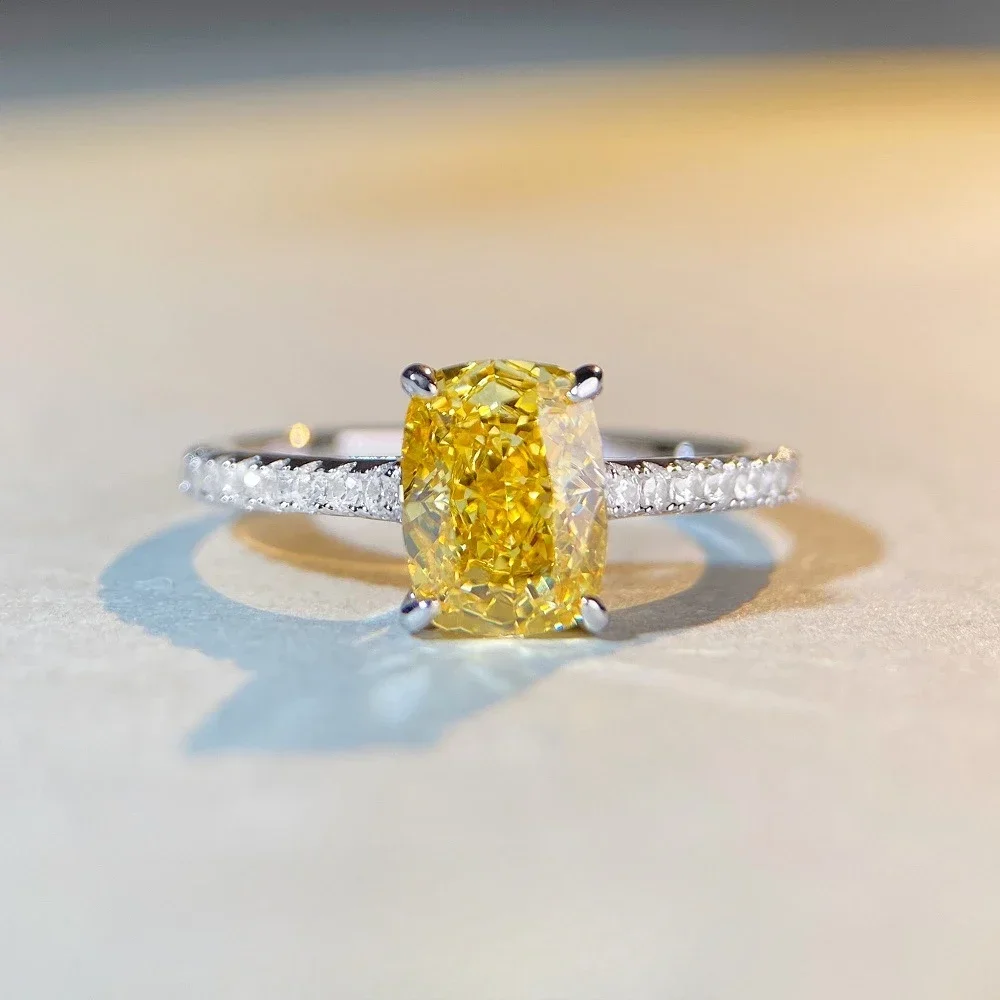 New925 Silver New High Carbon Diamond Ring Yellow Diamond Reading Cut Ring Popular Women's One Piece Shipping Wedding Jewelry
New925 Silver New High Carbon Diamond Ring Yellow Diamond Reading Cut Ring Popular Women's One Piece Shipping Wedding Jewelry