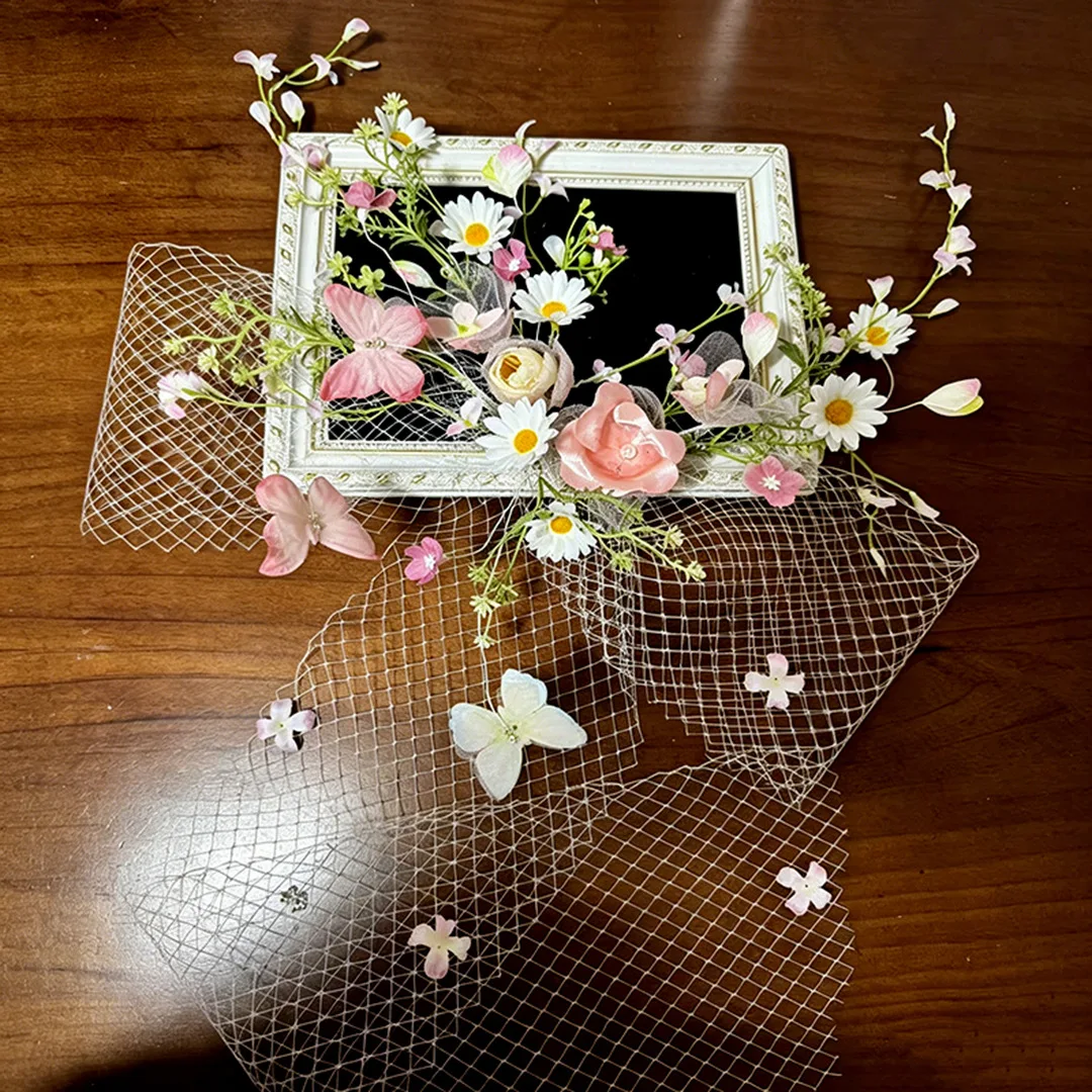 Beautiful bride pink flower hair accessories exquisite handmade temperament mesh headgear new wedding accessories
Beautiful bride pink flower hair accessories exquisite handmade temperament mesh headgear new wedding accessories