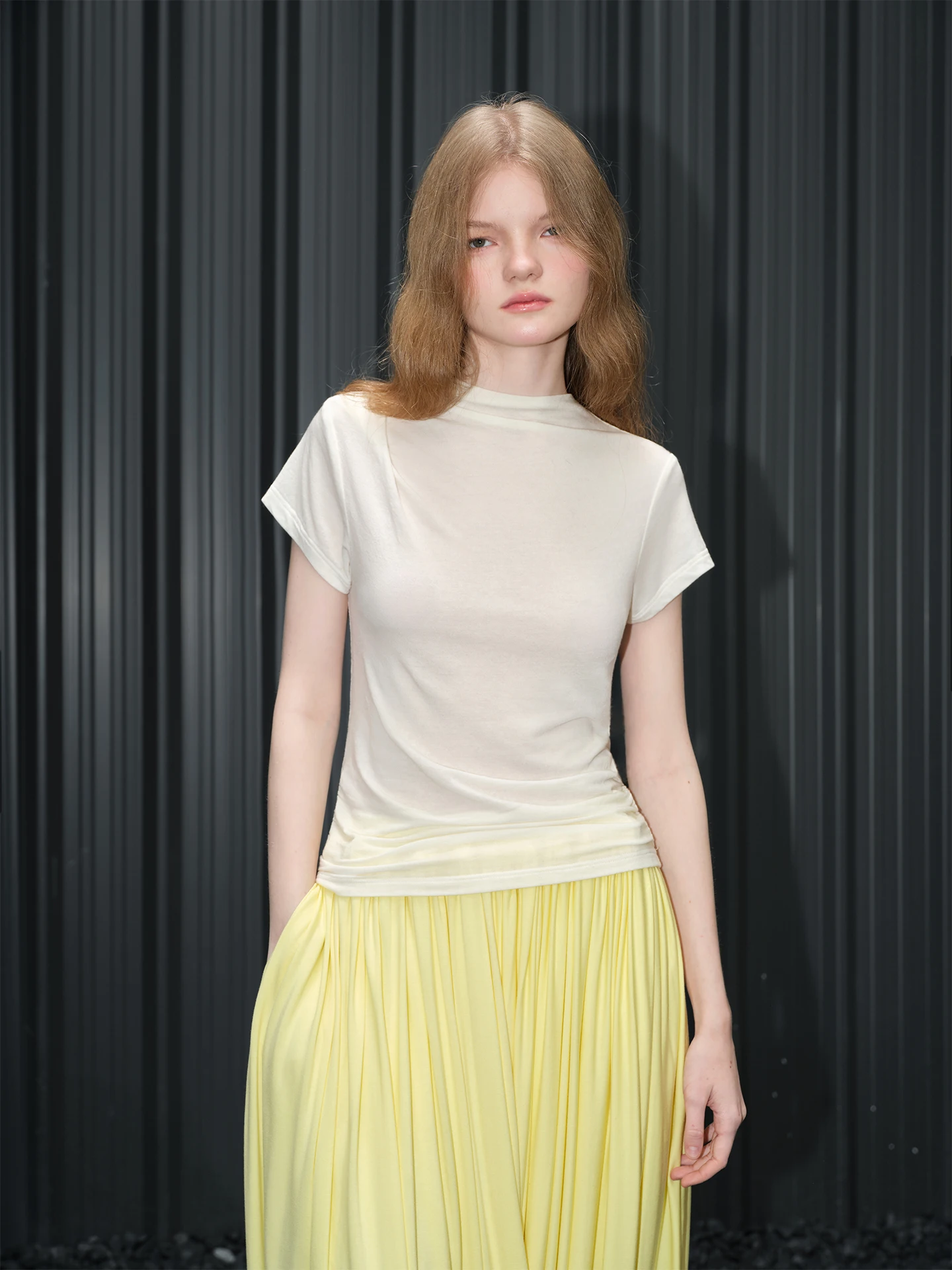 White Slim Fit Short Sleeve T-Shirt Women's Fashion Street Style Wool Blend Basic Retro High Waist Flattering Spring Summer
White Slim Fit Short Sleeve T-Shirt Women's Fashion Street Style Wool Blend Basic Retro High Waist Flattering Spring Summer