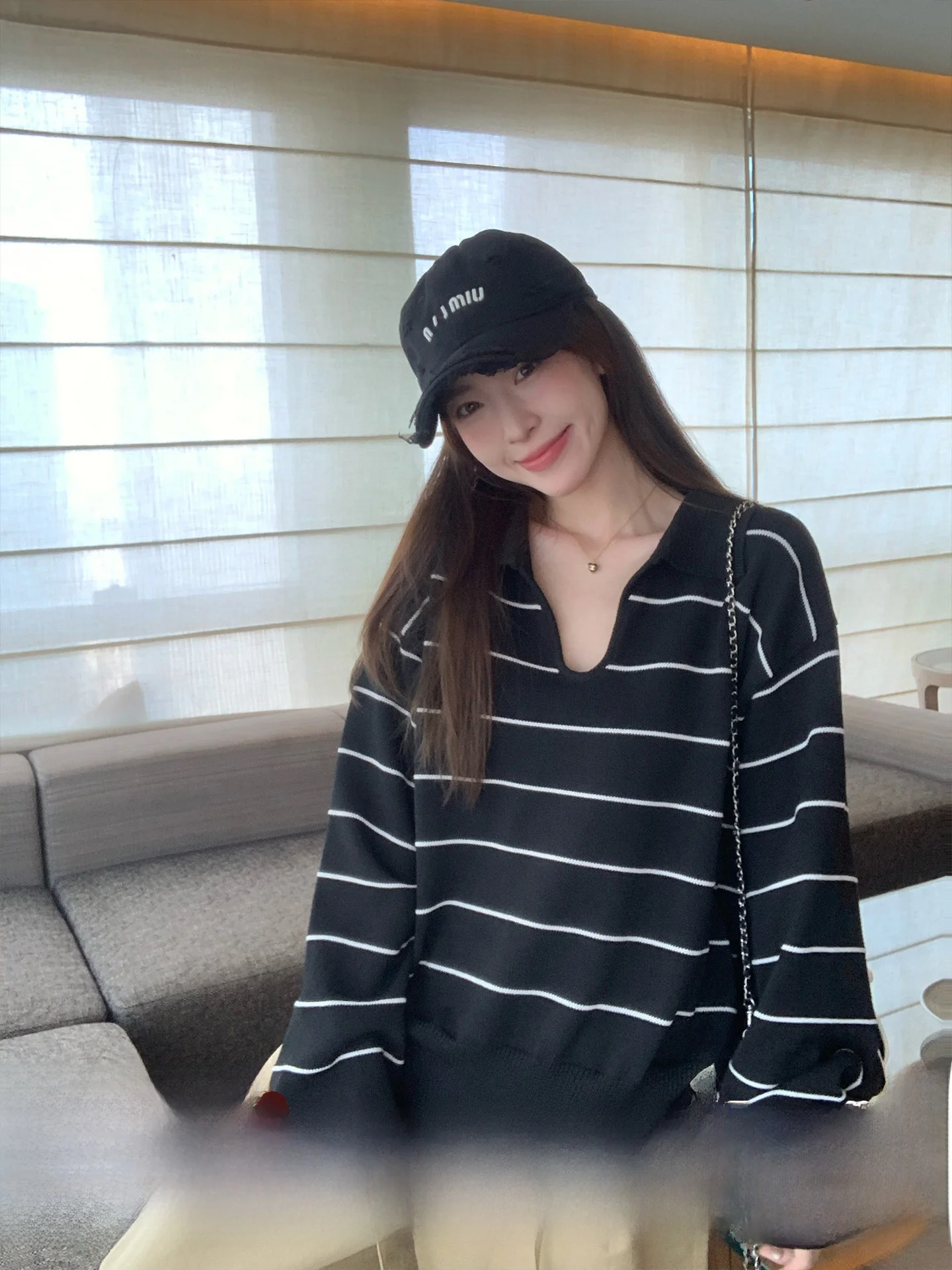 Женский вязаный свитер Morning Bloom с длинными рукавами, свободного кроя, базовый слой, осенне-зимний, повседневный, в корейском стиле
Женский вязаный свитер Morning Bloom с длинными рукавами, свободного кроя, базовый слой, осенне-зимний, повседневный, в корейском стиле