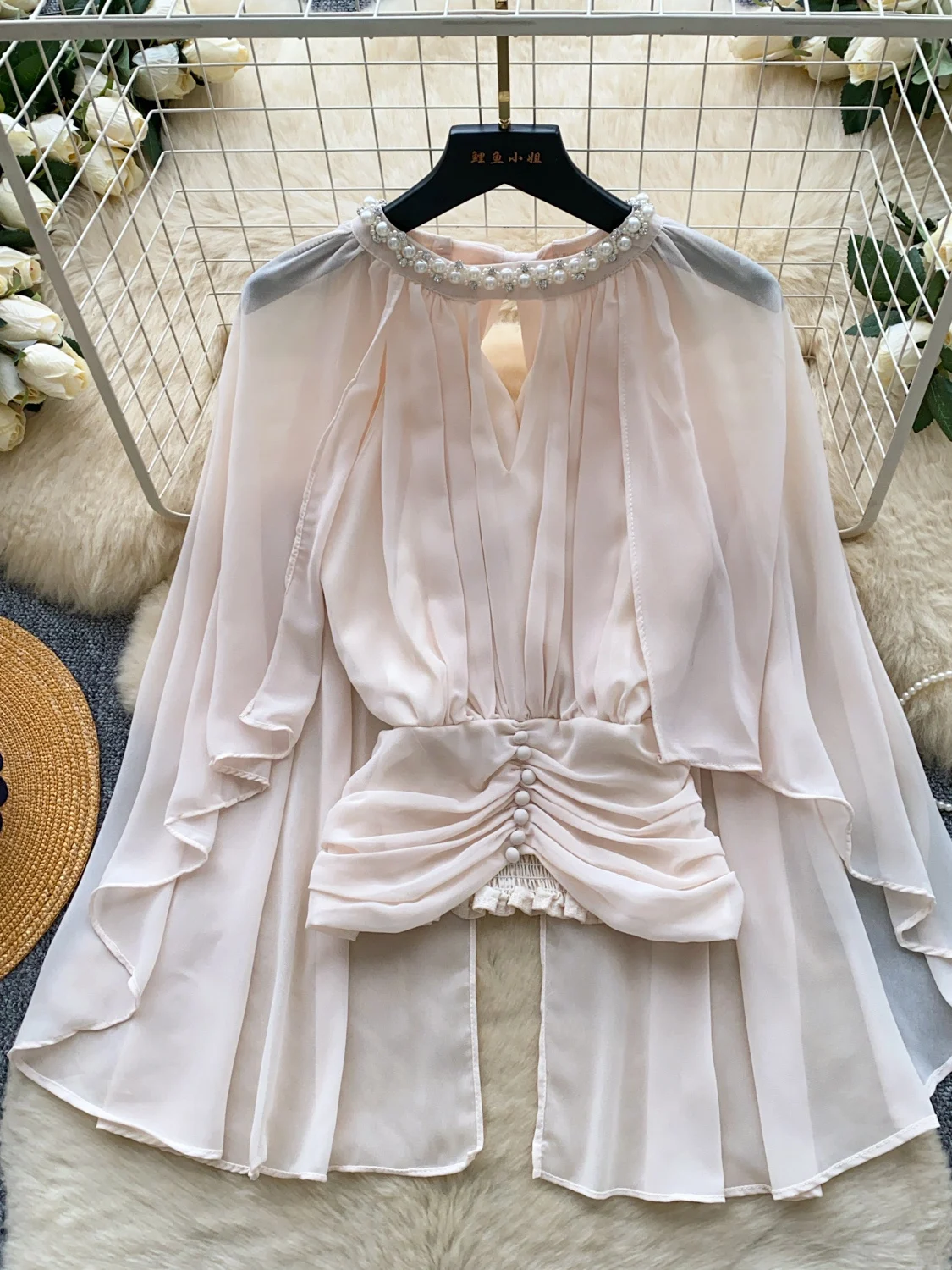 Gentle Breeze Pearl Decorated Sash Women's Summer Korean Loose Design Commute Long Sleeve Shirt Polyester Fiber Regular Sleeve
Gentle Breeze Pearl Decorated Sash Women's Summer Korean Loose Design Commute Long Sleeve Shirt Polyester Fiber Regular Sleeve