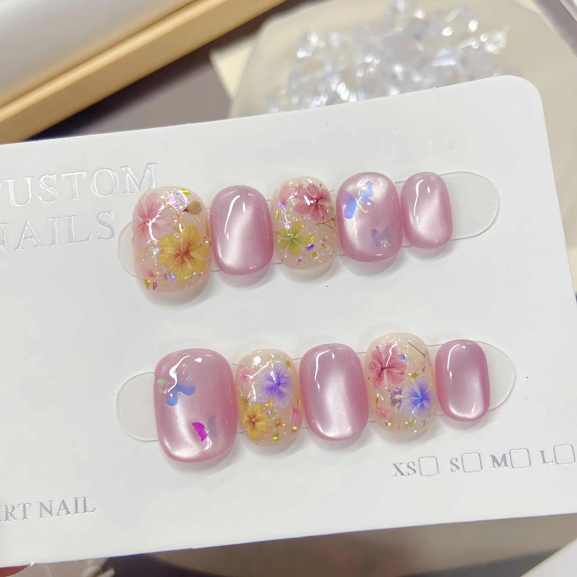 10Pcs Hamdmade Purple Butterfly Flower Press on Nails Small Floral Colorful Butterfly Fake Nail Bean Detachable Wearable Nails
10Pcs Hamdmade Purple Butterfly Flower Press on Nails Small Floral Colorful Butterfly Fake Nail Bean Detachable Wearable Nails