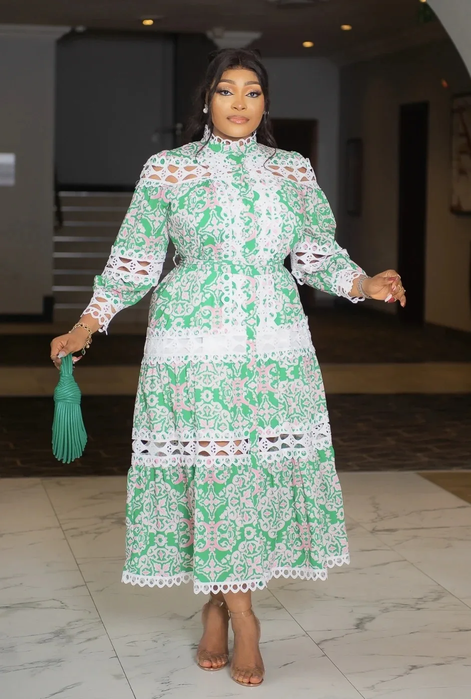 Long Sleeve Dresses Cut Out Round Neck Elegant and Pretty Womens Dresses Midi Length Vintage Plus Size Sexy Dress
Long Sleeve Dresses Cut Out Round Neck Elegant and Pretty Womens Dresses Midi Length Vintage Plus Size Sexy Dress