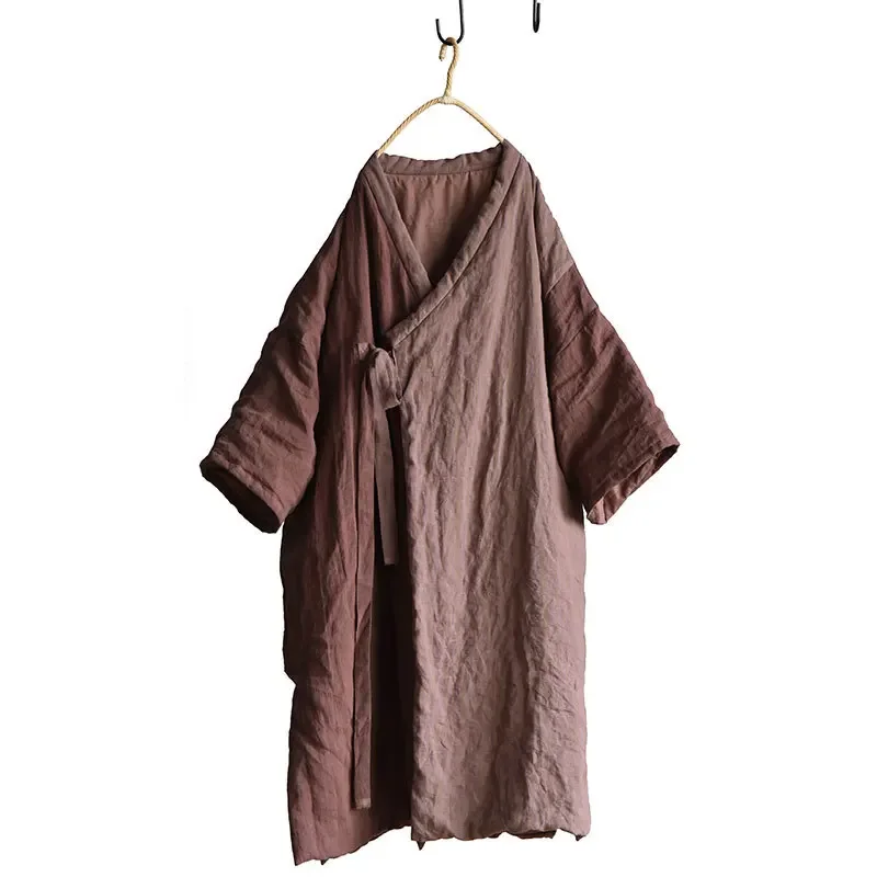 Women Cotton Linen Chinese Style Padded Coat Outerwear Vintage Winter Baggy Kimono Bandage Long Overcoat
Women Cotton Linen Chinese Style Padded Coat Outerwear Vintage Winter Baggy Kimono Bandage Long Overcoat