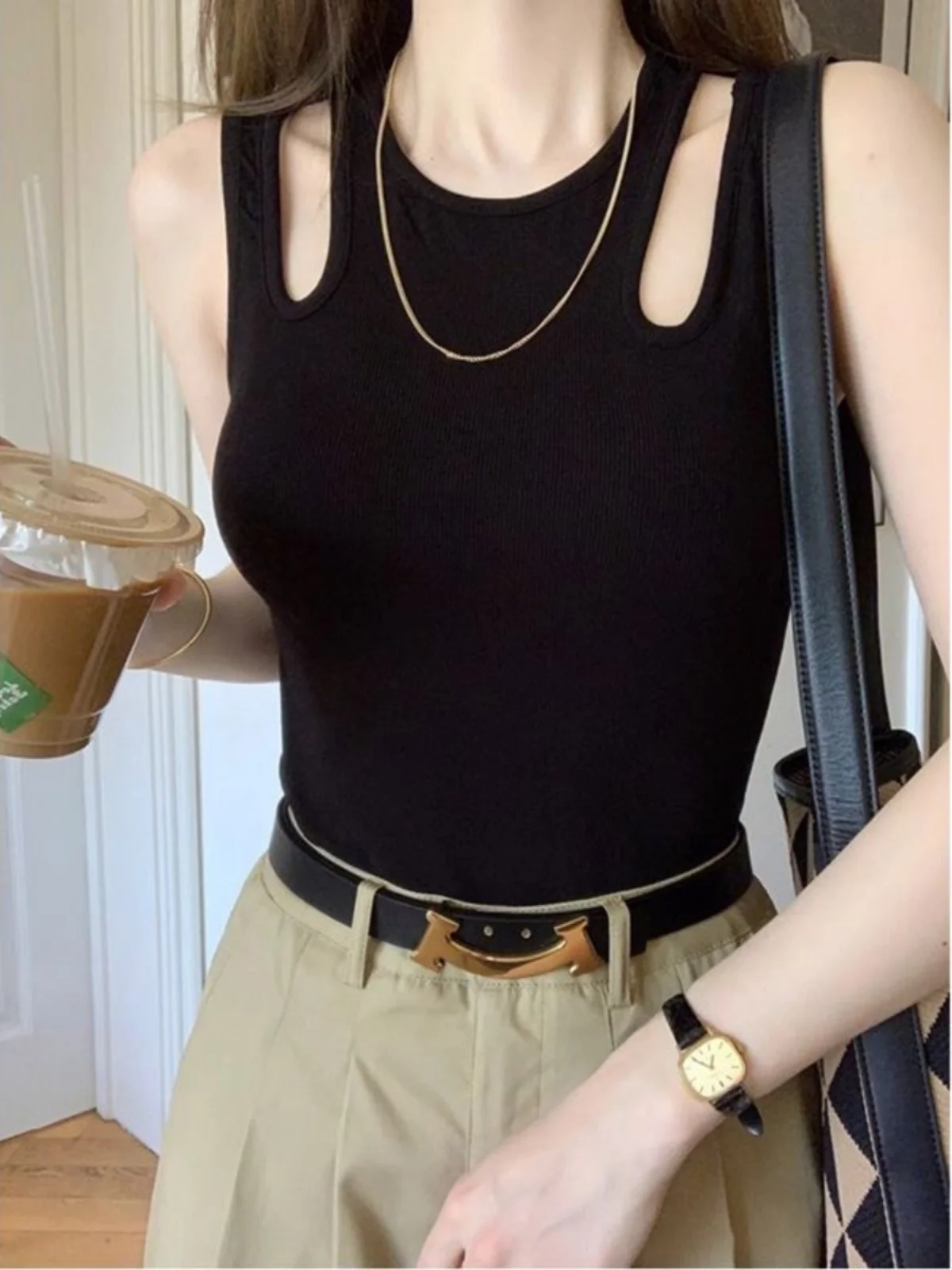 Fanhua Large Size Summer Thin Hollow out Neck Hanging Strap Women's Vest Base Layer Korean Style round Neck Tank Top
Fanhua Large Size Summer Thin Hollow out Neck Hanging Strap Women's Vest Base Layer Korean Style round Neck Tank Top