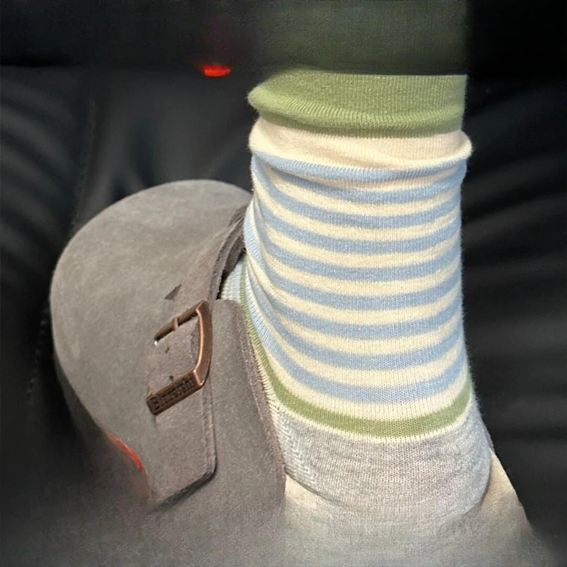 6 PairsRetro Striped Cuffed Socks for Women Seamless Mid Calf Socks Fashion Stacked Socks
6 PairsRetro Striped Cuffed Socks for Women Seamless Mid Calf Socks Fashion Stacked Socks