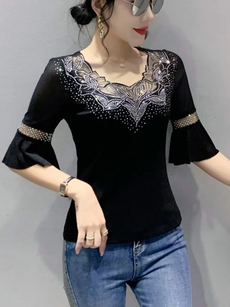 Heavy Embellied T-irt Women's Sexy Me Base irt Faionable V-ne Beautiful Top Summer Wear Long Sve Hollow out
Heavy Embellied T-irt Women's Sexy Me Base irt Faionable V-ne Beautiful Top Summer Wear Long Sve Hollow out