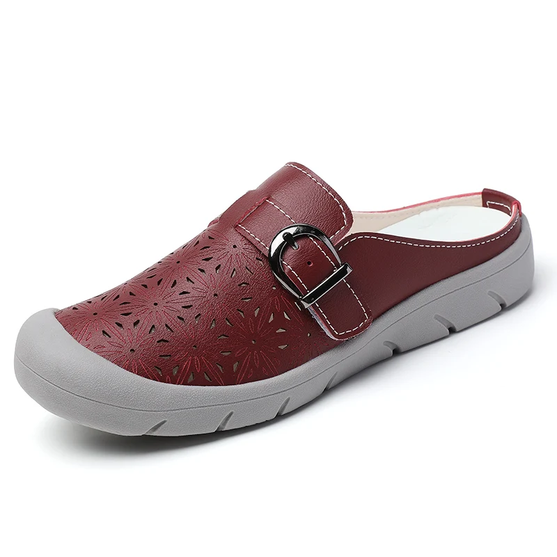Women's spring and summer new leather semi-drag sandals, mom's leather shoes, breathable and anti-slip casual loafers
Women's spring and summer new leather semi-drag sandals, mom's leather shoes, breathable and anti-slip casual loafers