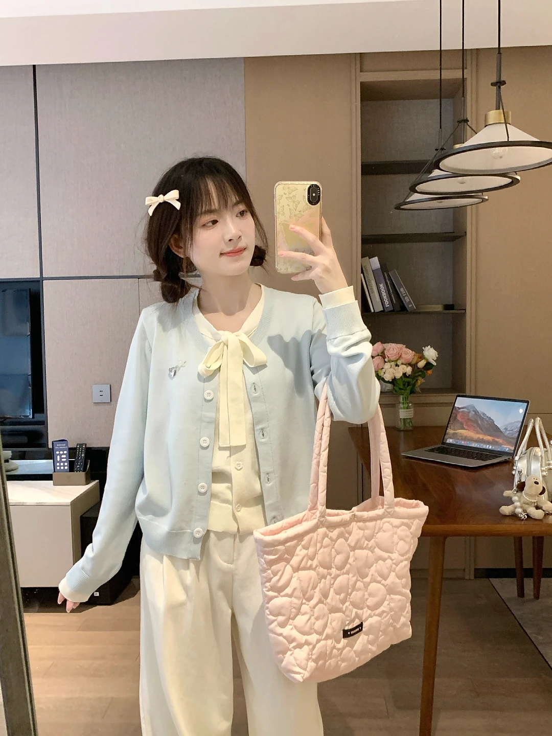 Sweet Endl Early Autumn New Blue Slimming Knitted Cardigan Women's Casual Sle V-ne Long Sve Fake Two-pieced Design
Sweet Endl Early Autumn New Blue Slimming Knitted Cardigan Women's Casual Sle V-ne Long Sve Fake Two-pieced Design