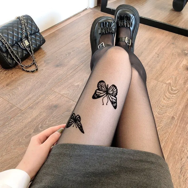 Пряная девушка, бабочка, татуировка, красота, кожа, субкультура, ниша, ультратонкие носки в стиле Лолиты, чулки с принтом
Пряная девушка, бабочка, татуировка, красота, кожа, субкультура, ниша, ультратонкие носки в стиле Лолиты, чулки с принтом