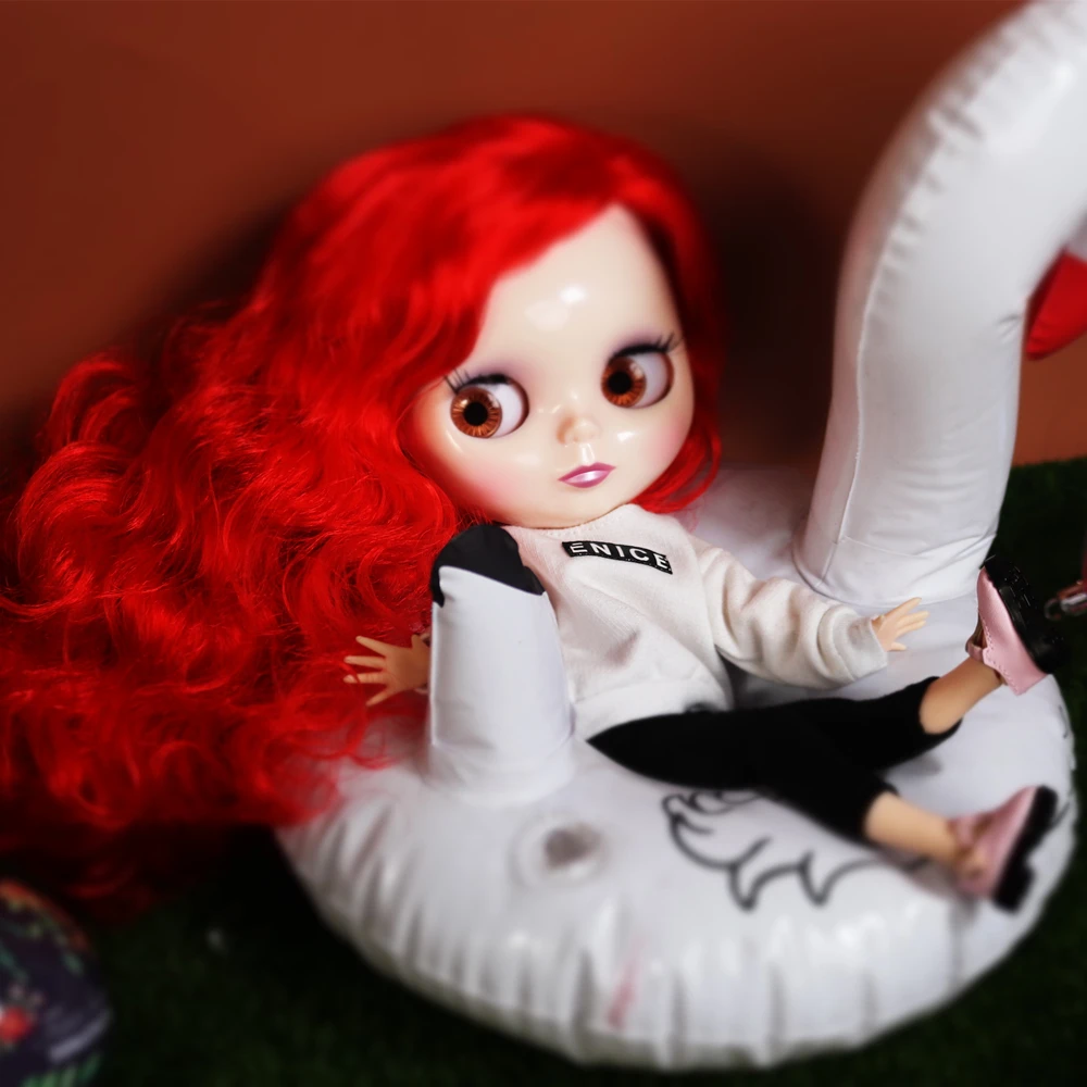 ICY DBS Blyth doll No. 280BL1061 Red hair with side-part hair style white skin Neo 1/6 BJD 30CM
ICY DBS Blyth doll No. 280BL1061 Red hair with side-part hair style white skin Neo 1/6 BJD 30CM