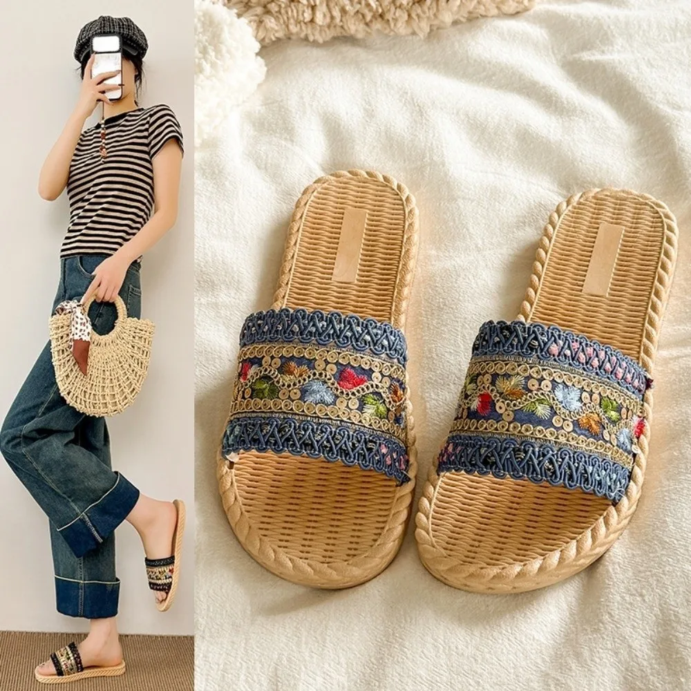 Holiday Ethnic Style Slippers Waterproof Non-Slip Seaside Sandals Flat Simulated Hand-knit Look Vacation Beach Slippers Outdoor
Holiday Ethnic Style Slippers Waterproof Non-Slip Seaside Sandals Flat Simulated Hand-knit Look Vacation Beach Slippers Outdoor