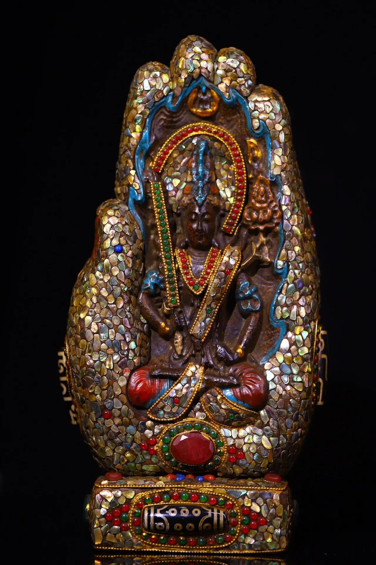 9”Tibetan Temple Collection Old Meteorites Mosaic Gem gZi Beads Shell Painted Buddha's Hand Bodhisattva Akashagarbha Buddha
9”Tibetan Temple Collection Old Meteorites Mosaic Gem gZi Beads Shell Painted Buddha's Hand Bodhisattva Akashagarbha Buddha
