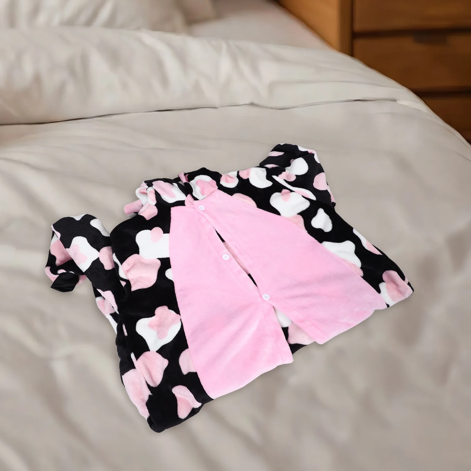 Cow Piece Sleepwear for Adults Ultra Soft Warm Pajamas with Playful Pink Floral Design Unisex Loungewear for Chilly
Cow Piece Sleepwear for Adults Ultra Soft Warm Pajamas with Playful Pink Floral Design Unisex Loungewear for Chilly