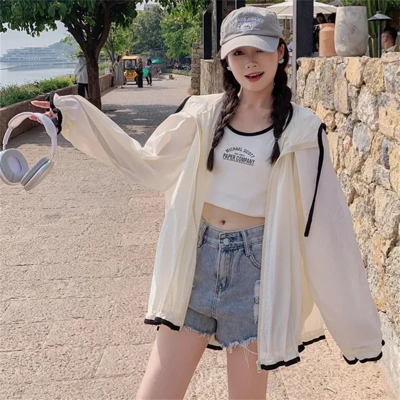 Fashionable Hooded Sun Protection Clothing For Women New Summer Long Sleeved Outerwear Thin Jacket Korean Version Loose Fitting
Fashionable Hooded Sun Protection Clothing For Women New Summer Long Sleeved Outerwear Thin Jacket Korean Version Loose Fitting