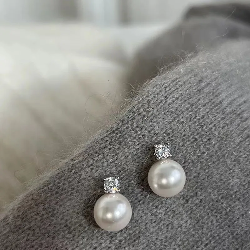 New Arrival Korean Temperament Gray Zircon Pearl Stud Earrings For Women Fashion Water Drop Crystal Jewelry Gifts
New Arrival Korean Temperament Gray Zircon Pearl Stud Earrings For Women Fashion Water Drop Crystal Jewelry Gifts