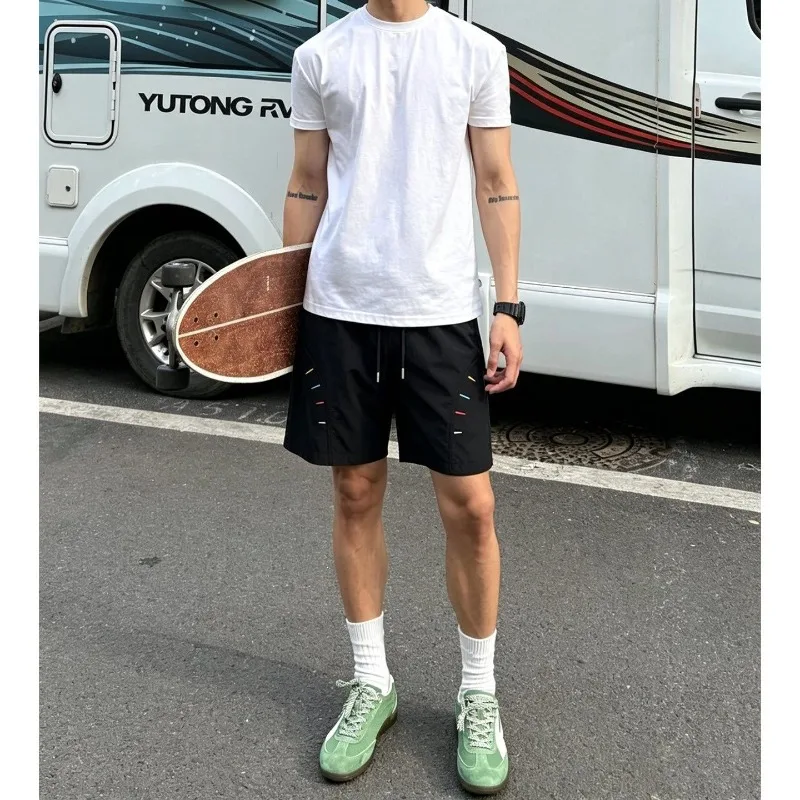 Men Embroidery Shorts Loose-fit Drawstring Elastic Waist Lightweight Breathable Shorts New Basketball Outdoor Streetwear Bottoms
Men Embroidery Shorts Loose-fit Drawstring Elastic Waist Lightweight Breathable Shorts New Basketball Outdoor Streetwear Bottoms