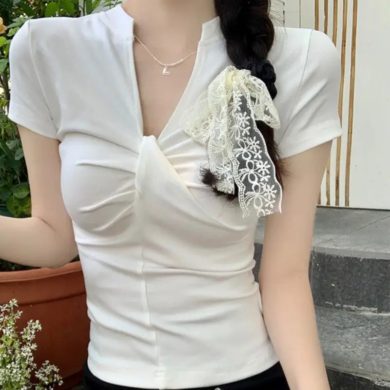 Летняя женская футболка с короткими рукавами в корейском стиле, облегающий дизайн с v-образным вырезом, плиссированный базовый топ, новый стиль
Летняя женская футболка с короткими рукавами в корейском стиле, облегающий дизайн с v-образным вырезом, плиссированный базовый топ, новый стиль