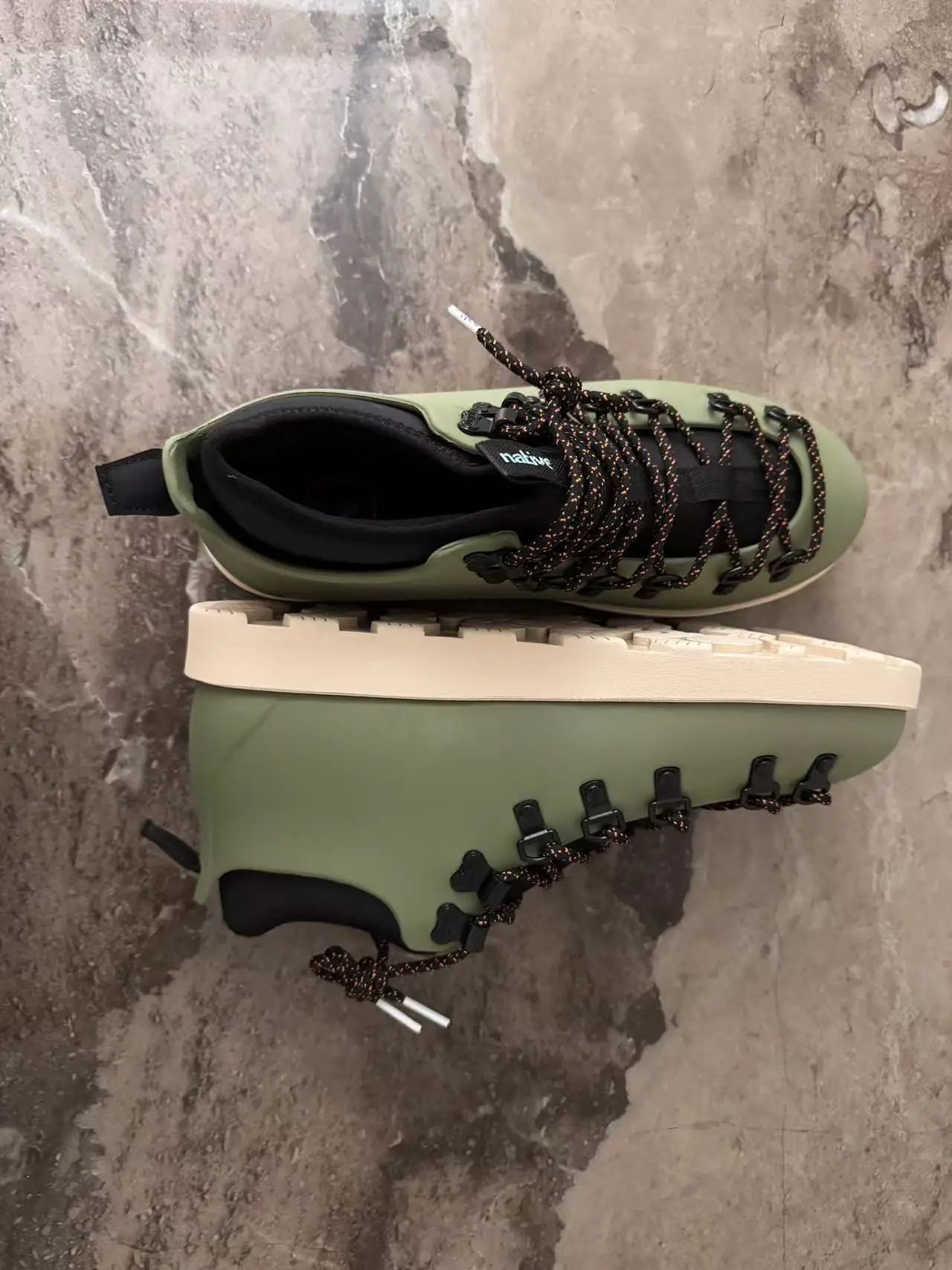 Men's Hiking Boots Lightweight Anti-Slip Men's Sneakers Travel Hiking Outdoor Casual Shoes 2025 Fall/Winter New Arrivals
Men's Hiking Boots Lightweight Anti-Slip Men's Sneakers Travel Hiking Outdoor Casual Shoes 2025 Fall/Winter New Arrivals