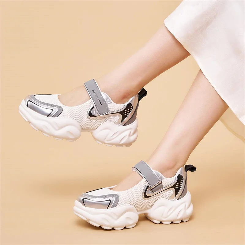 J&M Women Sandals Fashion Casual Summer Lady Soft Lightweight Sneakers 5cm Beach Walking Shoes Breathable White Casual Shoes
J&M Women Sandals Fashion Casual Summer Lady Soft Lightweight Sneakers 5cm Beach Walking Shoes Breathable White Casual Shoes