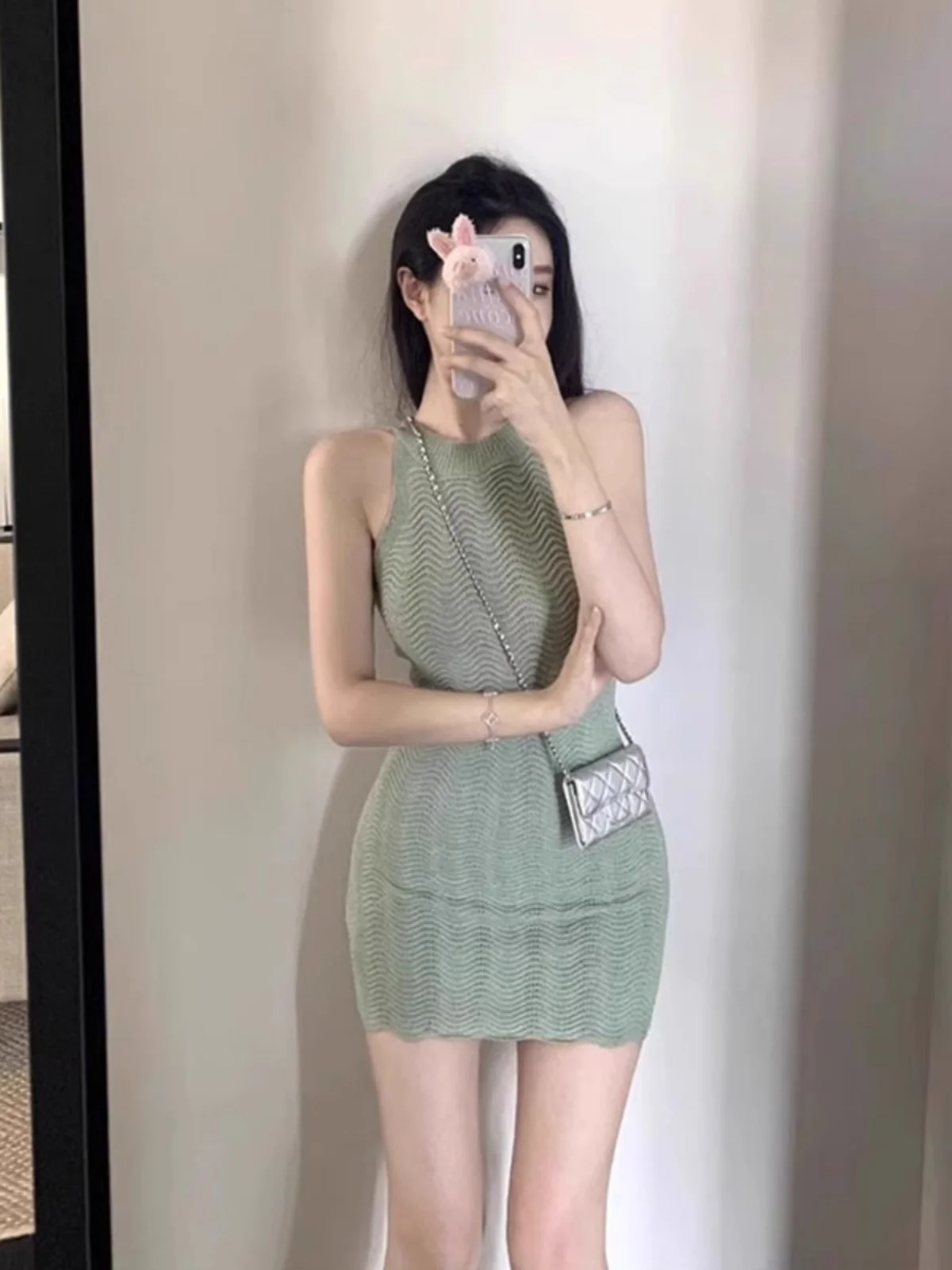 Summer Pure Desire Neck Hanging Sleeveless Knitted Dress Women's Sexy Tight Waist Short Skirt High Waist Korean Style Commute
Summer Pure Desire Neck Hanging Sleeveless Knitted Dress Women's Sexy Tight Waist Short Skirt High Waist Korean Style Commute