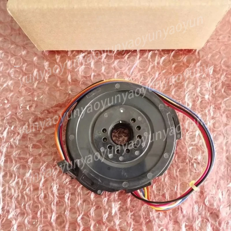 1P180378-6 1P303702-7 Fan Motor Low Noise Stable Replacement Parts for Air Conditioner
1P180378-6 1P303702-7 Fan Motor Low Noise Stable Replacement Parts for Air Conditioner