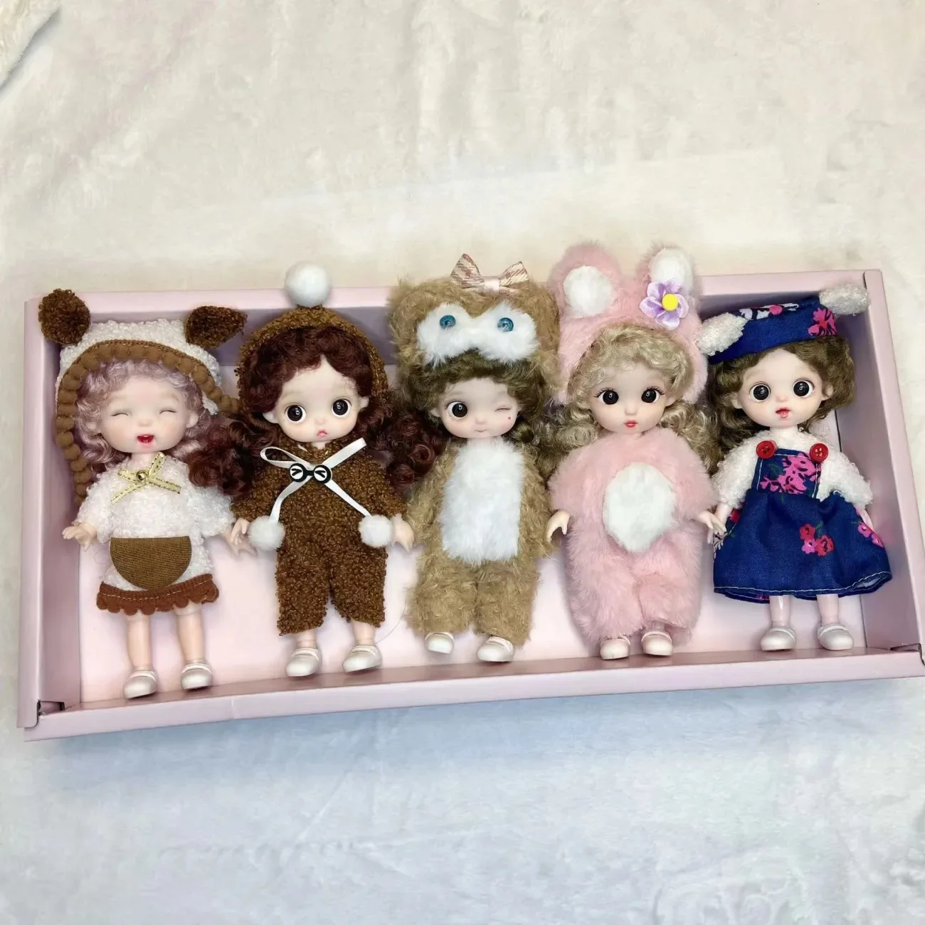 16cm Princess Doll with Movable Joints - Dress Up Doll Gift Set for Girls, Perfect Birthday & Holiday Toy Gift Box
16cm Princess Doll with Movable Joints - Dress Up Doll Gift Set for Girls, Perfect Birthday & Holiday Toy Gift Box
