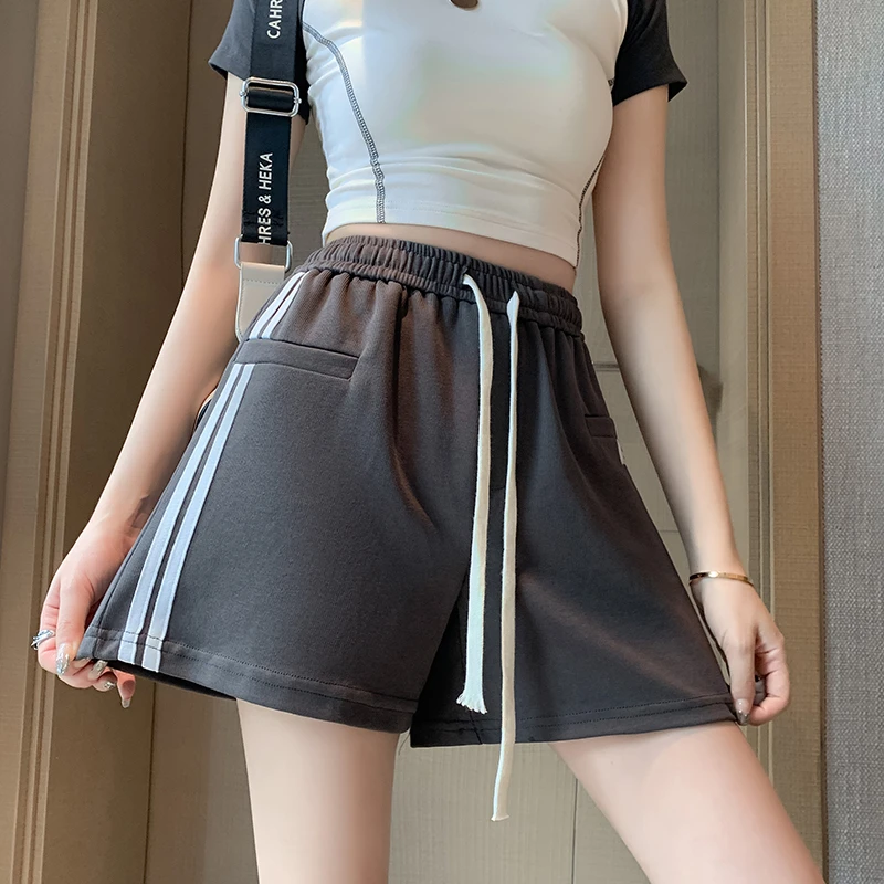 Summer New Sports Shorts Children's Loose New High Waist Straight Leg Casual Wide Leg 5/4 Middle Pants for Women
Summer New Sports Shorts Children's Loose New High Waist Straight Leg Casual Wide Leg 5/4 Middle Pants for Women
