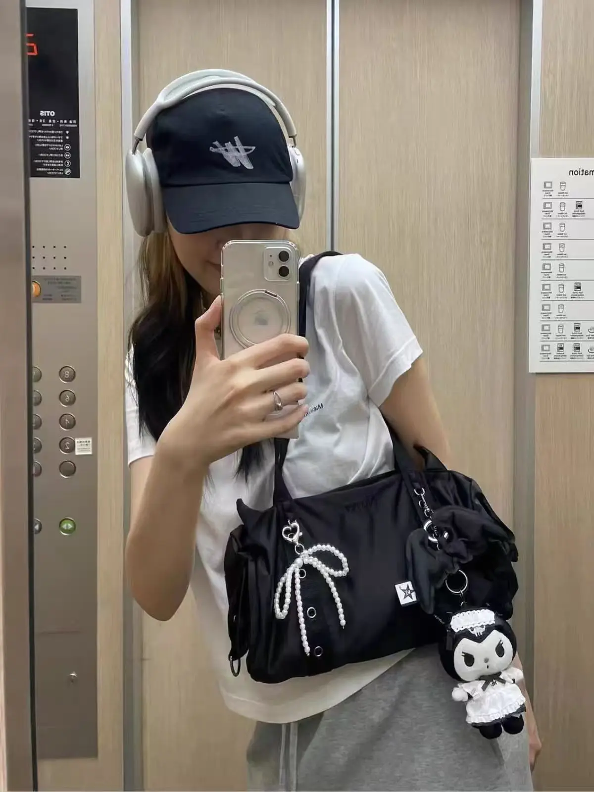 Cute Devil Horn Nylon Bag Casual Sweet Single Shoulder Handbag Youth Leisure Travel Bag Korean Style Sewing Line Pure Color
Cute Devil Horn Nylon Bag Casual Sweet Single Shoulder Handbag Youth Leisure Travel Bag Korean Style Sewing Line Pure Color