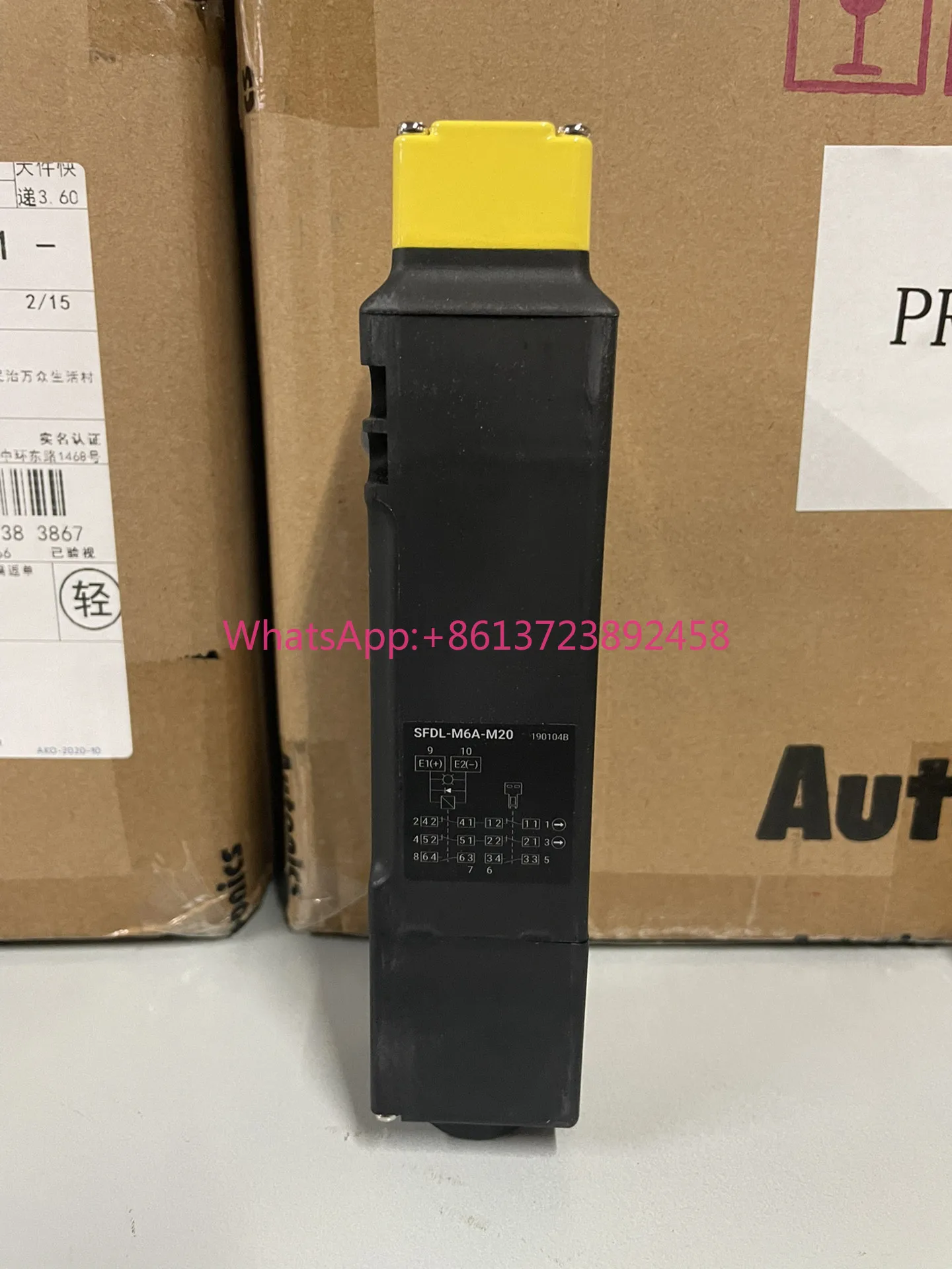 Autonix safety door lock, SFDL-M6A-M20,
Autonix safety door lock, SFDL-M6A-M20,
