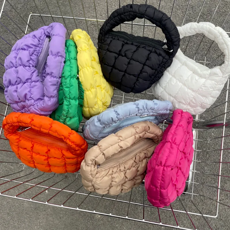 Korean Solid Plaid Cloud Underarm Bag 2023 New Soft Small Nylon Handbag Fashion Mini Luxury Designer Top-hand Bags Storage Bags
Korean Solid Plaid Cloud Underarm Bag 2023 New Soft Small Nylon Handbag Fashion Mini Luxury Designer Top-hand Bags Storage Bags