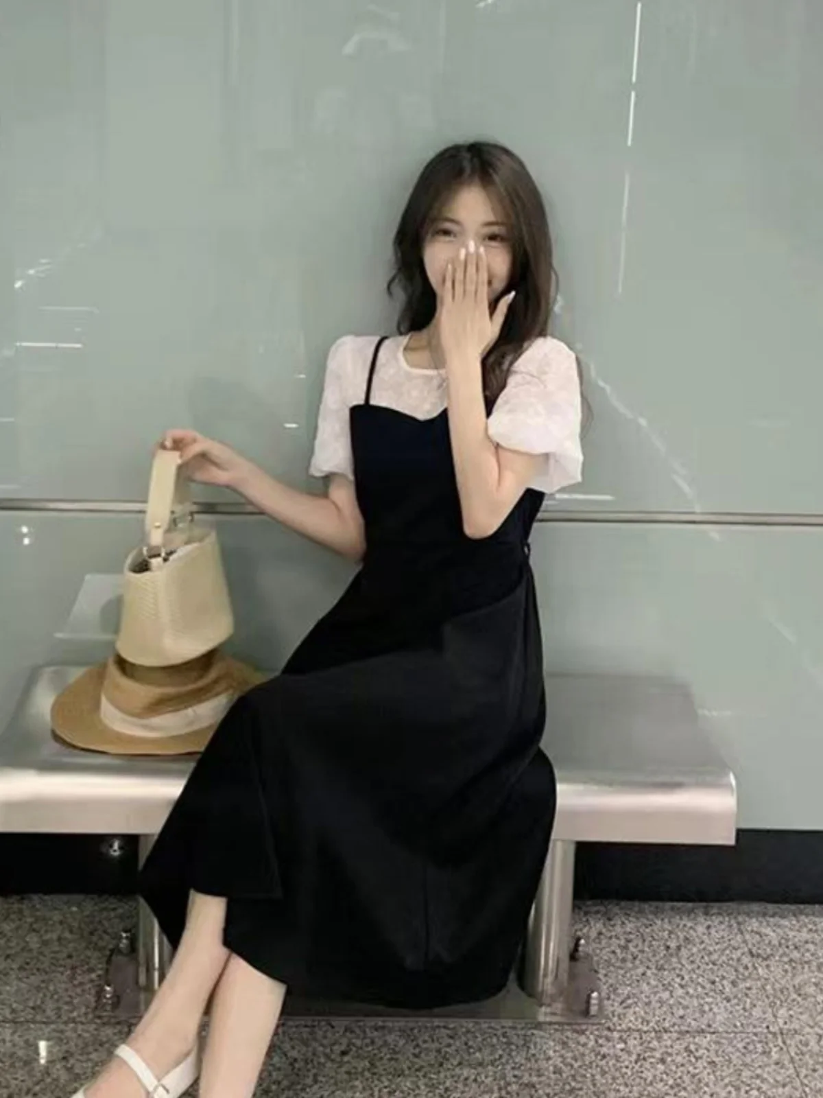 plus Size Women's Slimming Lace Paneling Fake Two-Piece Summer Dress Fashionable A-Line Dress Casual Style Gathered Waist Bub...
plus Size Women's Slimming Lace Paneling Fake Two-Piece Summer Dress Fashionable A-Line Dress Casual Style Gathered Waist Bub...