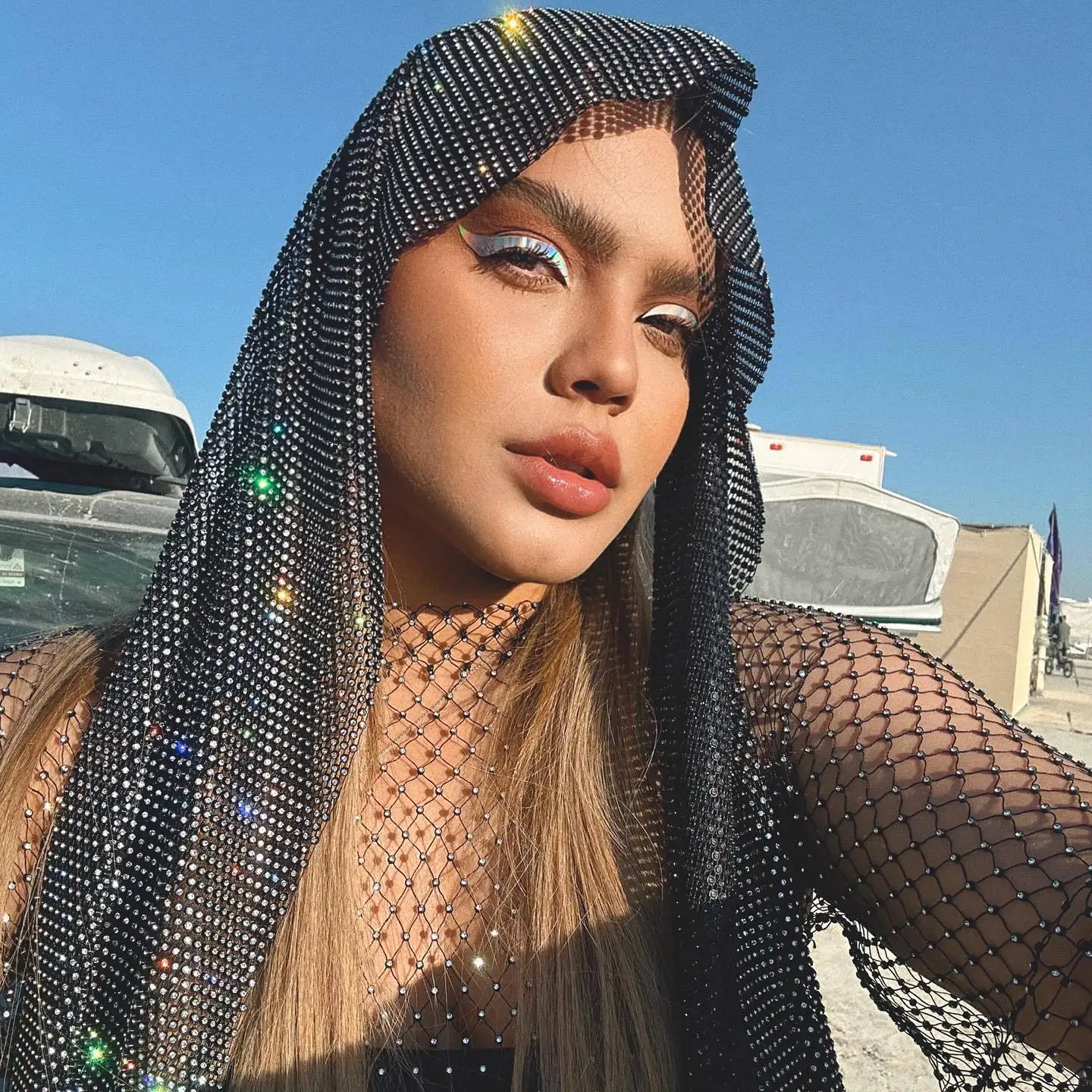 FestivalQueen Shiny Diamonds See Through Fishnet Headscarf Hollow Out Glitter Rhinestone Black Head Top Nightclub Party Fashion
FestivalQueen Shiny Diamonds See Through Fishnet Headscarf Hollow Out Glitter Rhinestone Black Head Top Nightclub Party Fashion