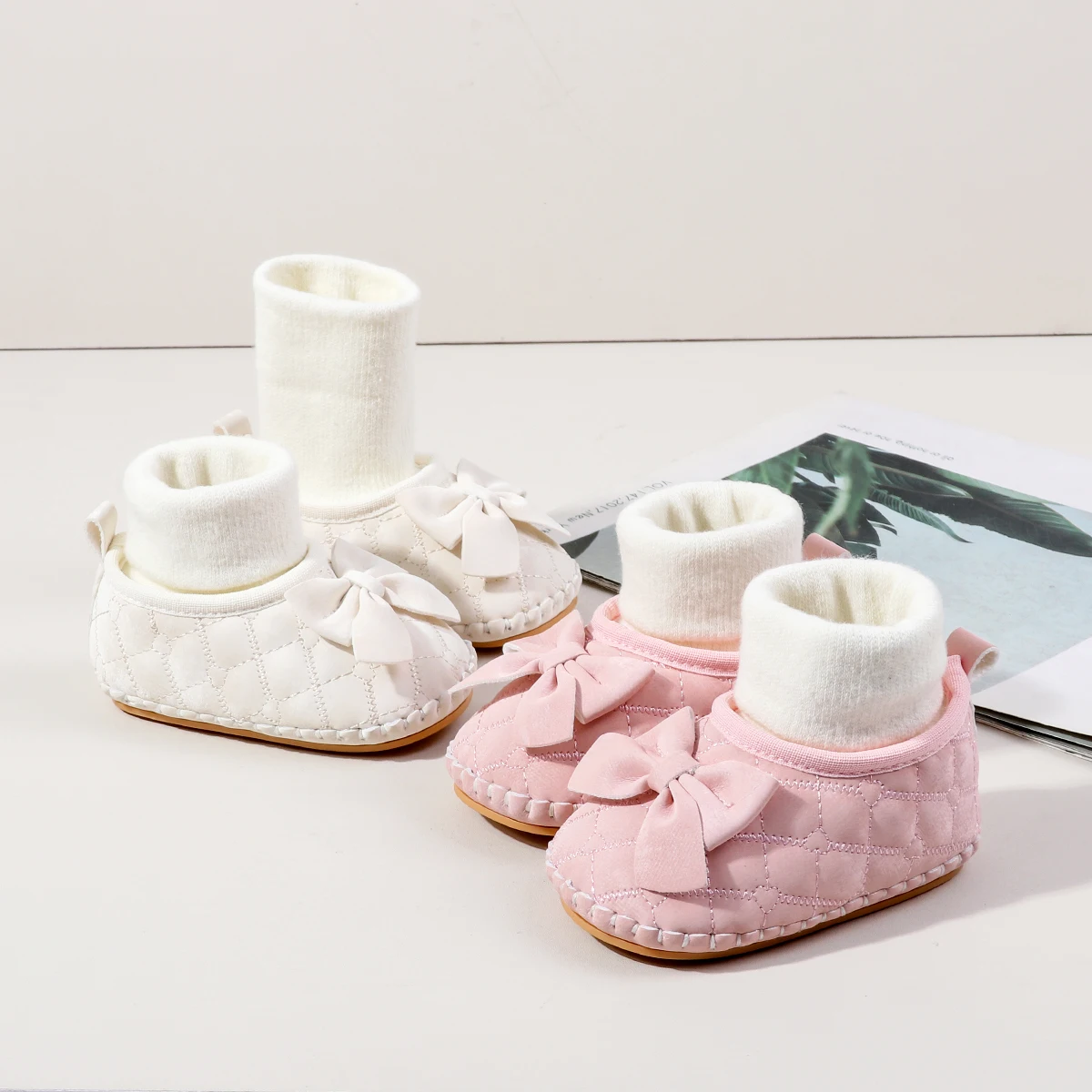 Зимняя обувь нового дизайна для маленьких девочек, обувь для первых прогулок для детей 0-18 месяцев, высококачественная подошва из TPR и искусственной кожи
Зимняя обувь нового дизайна для маленьких девочек, обувь для первых прогулок для детей 0-18 месяцев, высококачественная подошва из TPR и искусственной кожи