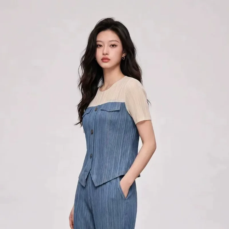Miyake Pleated Blouse Denim Print Shirt 2026 Summer New High-End Pleats Jacket Versatile Advanced Slimming Loose Fold Top Women
Miyake Pleated Blouse Denim Print Shirt 2026 Summer New High-End Pleats Jacket Versatile Advanced Slimming Loose Fold Top Women