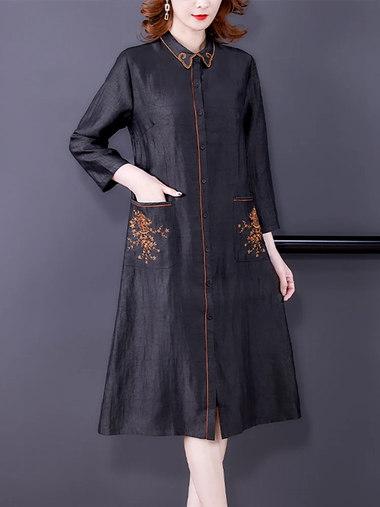 Women Slik Long Sleeve Chic Embroidery Casual Jackets Autumn Elegant Polo Collar Trench 2024 Korean Fashion Bodycon Chic Coats
Women Slik Long Sleeve Chic Embroidery Casual Jackets Autumn Elegant Polo Collar Trench 2024 Korean Fashion Bodycon Chic Coats