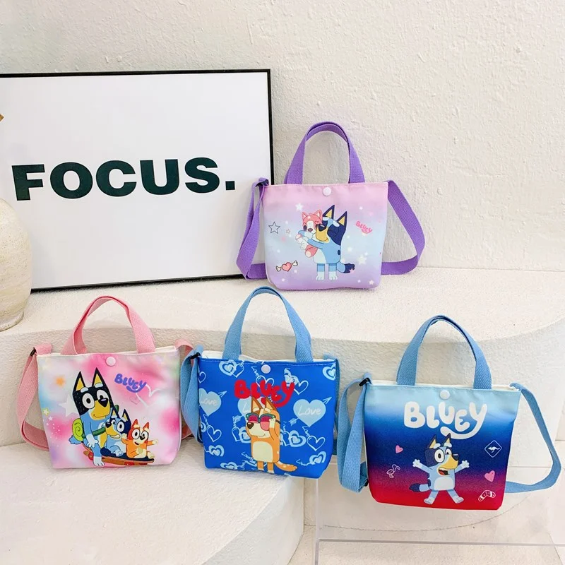 Синий и Бинго персонажи аниме милая поясная сумка мини-сумка через плечо мультяшная нагрудная сумка подарок на день рождения и Рождество
Синий и Бинго персонажи аниме милая поясная сумка мини-сумка через плечо мультяшная нагрудная сумка подарок на день рождения и Рождество