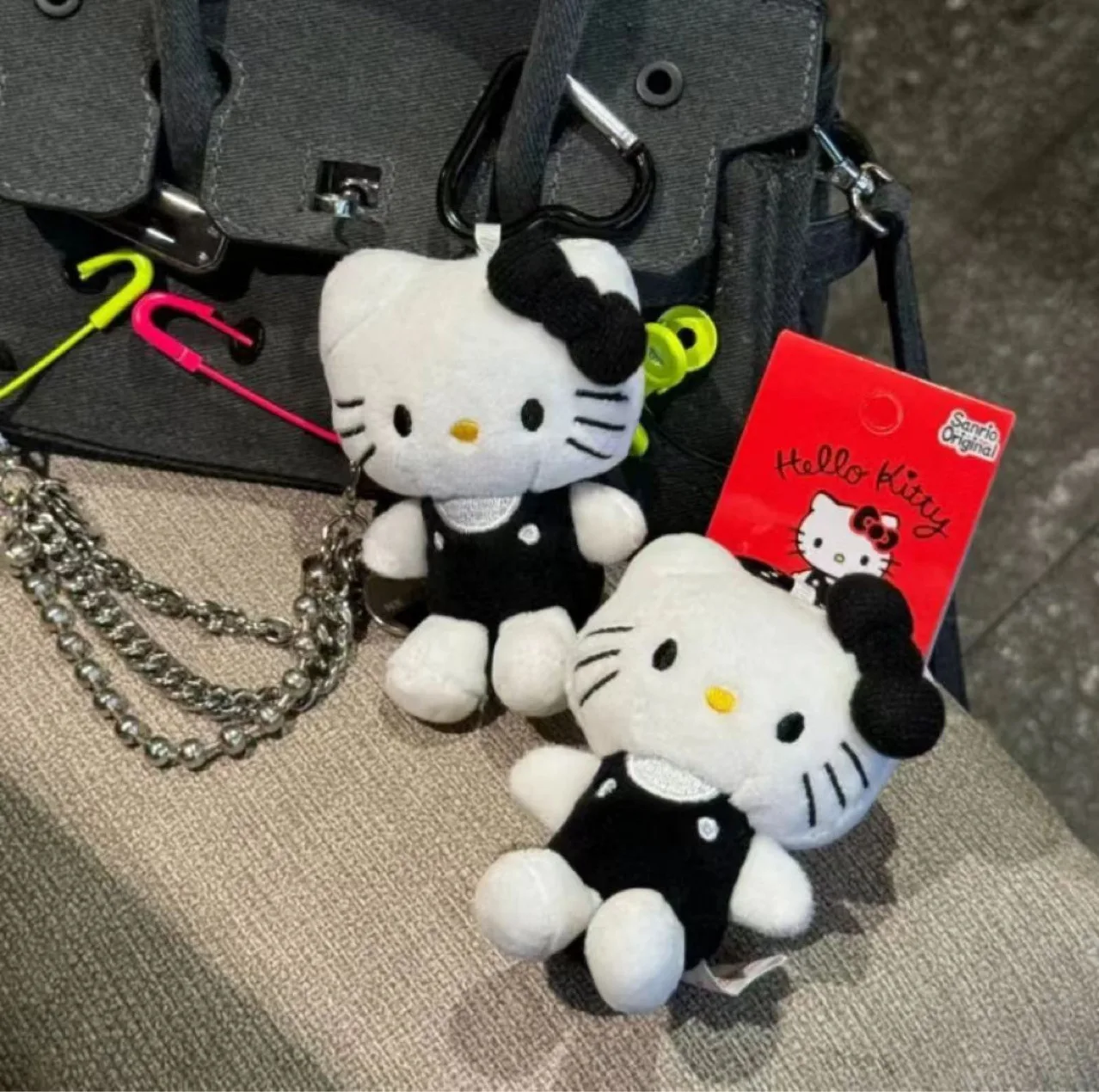 HOT Sanrio Hello Kitty Stuffed Doll Keychain Love Knot Kitty Cat Cute Cartoon Stuffed Keychains Bag Accessories Ornament Gifts
HOT Sanrio Hello Kitty Stuffed Doll Keychain Love Knot Kitty Cat Cute Cartoon Stuffed Keychains Bag Accessories Ornament Gifts