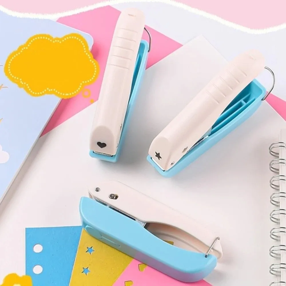 Stationery Press-Type Page Punch Embosser Labor-Saving Circle Heart Punching Machine Aesthetic Star Shape Handheld Punch Gift
Stationery Press-Type Page Punch Embosser Labor-Saving Circle Heart Punching Machine Aesthetic Star Shape Handheld Punch Gift
